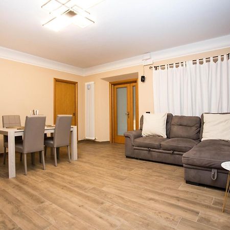 Casa Di Marco E Kaila Otel Tavullia Dış mekan fotoğraf
