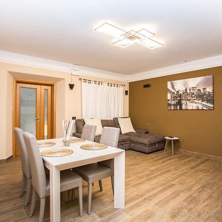 Casa Di Marco E Kaila Otel Tavullia Dış mekan fotoğraf