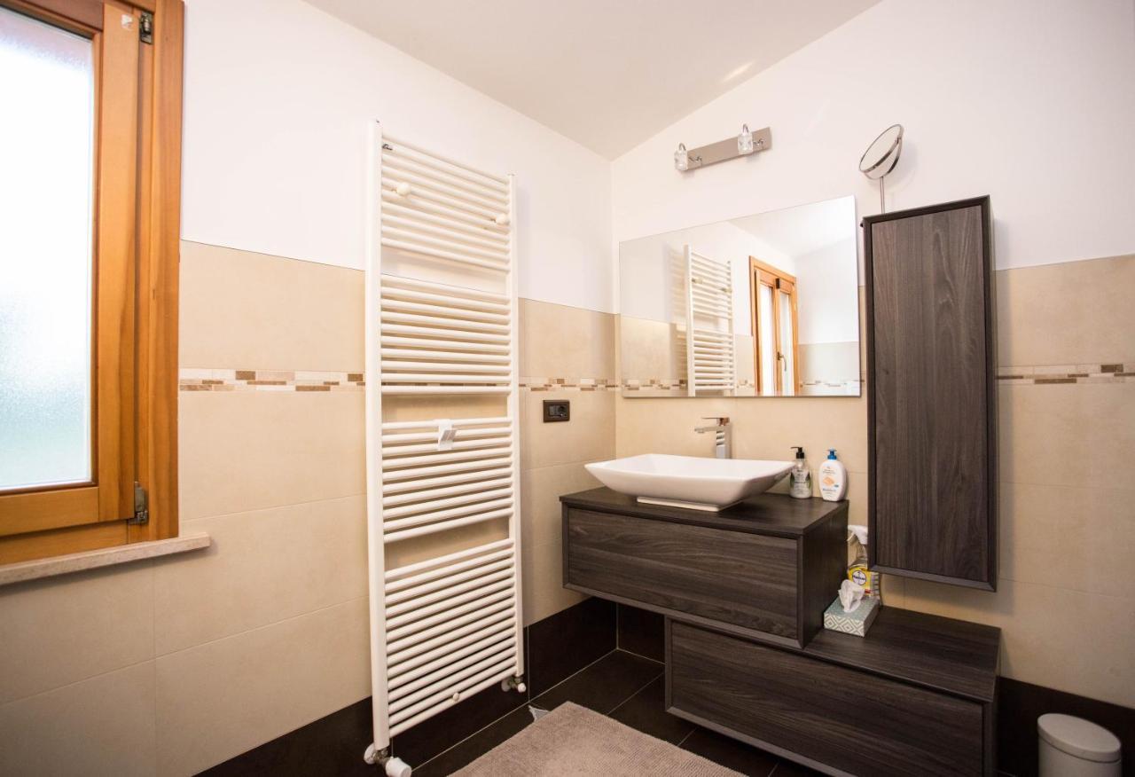 Casa Di Marco E Kaila Otel Tavullia Dış mekan fotoğraf